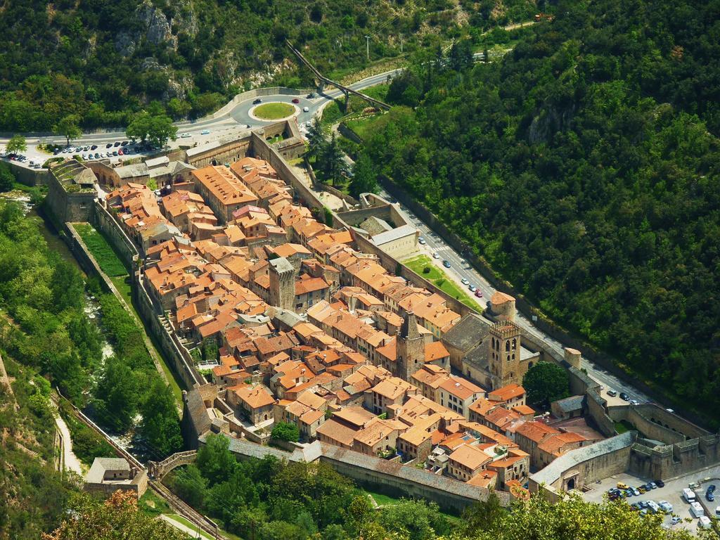 Maison Les Ramparts فيلفرانش دو كونفلينت المظهر الخارجي الصورة